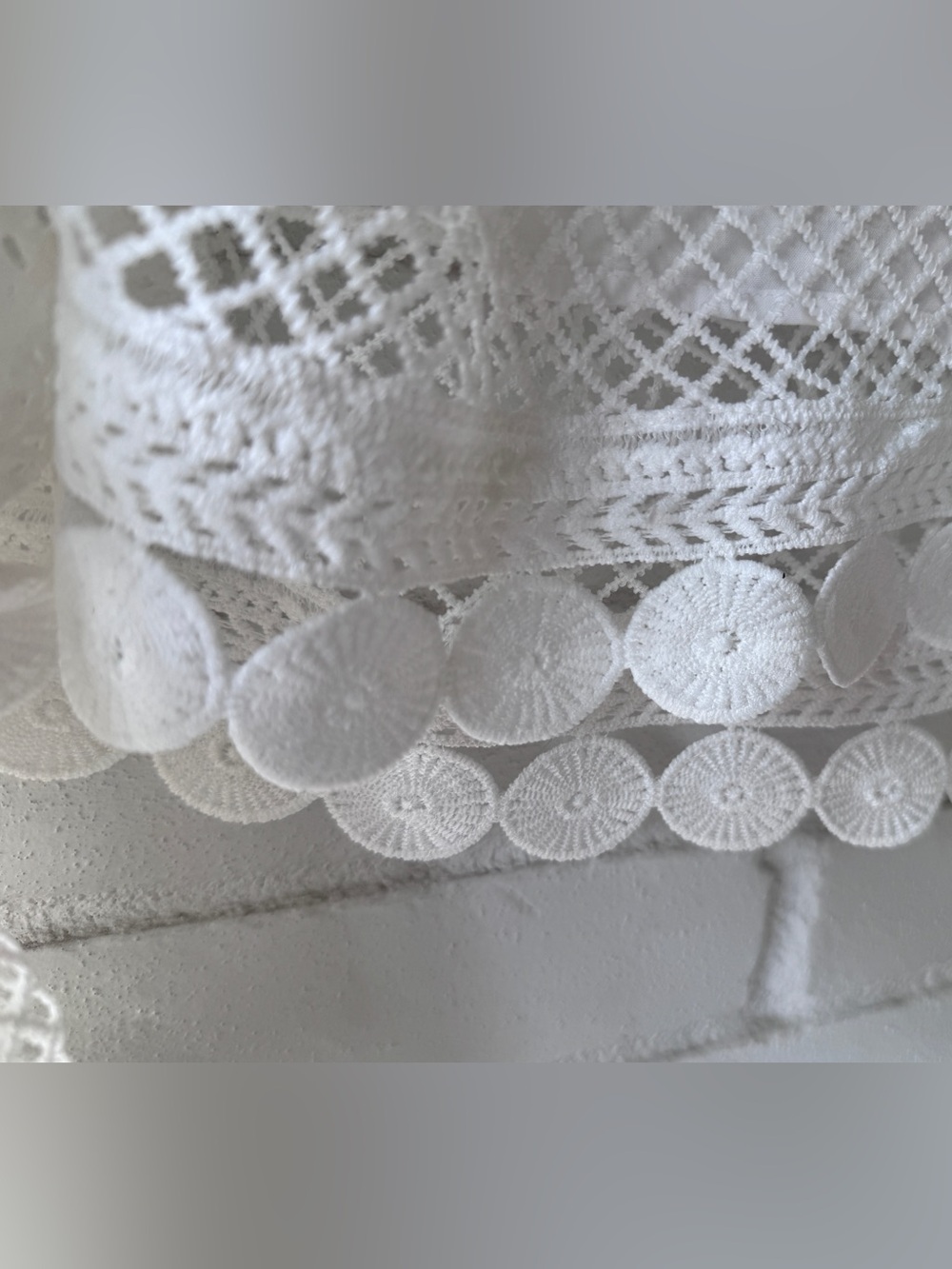 MINISTRY OF STYLE Wild Fox Lace Cut Bell-Sleeve Blouse - Womens 10 (AUS) 6 (US) - Picture 6 of 15